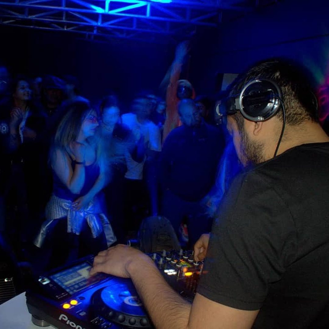 05_dj_club_azul